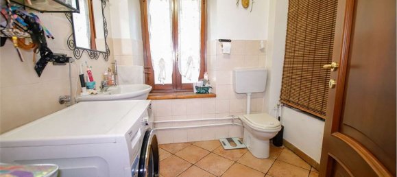 Дом с 2 комнатами в Саласса, Италия № 88275 10