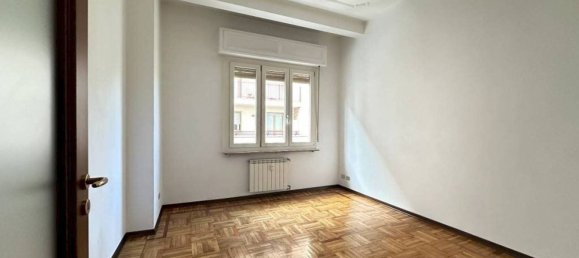 Квартира с 2 спальнями в Кунео, Италия № 131494 17