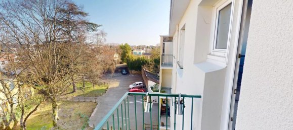 1 bedroom Apartment in Reze, France No. 103604 2