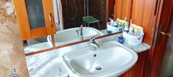 4-salle Villa à Crocetta del Montello, Italy No. 14823 11