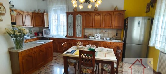 4-salle Villa à Crocetta del Montello, Italy No. 14823 3