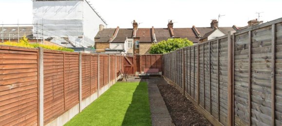 2 غرف نوم منزل في Watford, United Kingdom رقم 6805 29