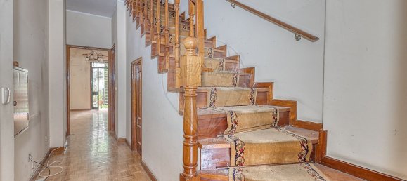 9 bedrooms Building in Porto, Portugal No. 136052 6