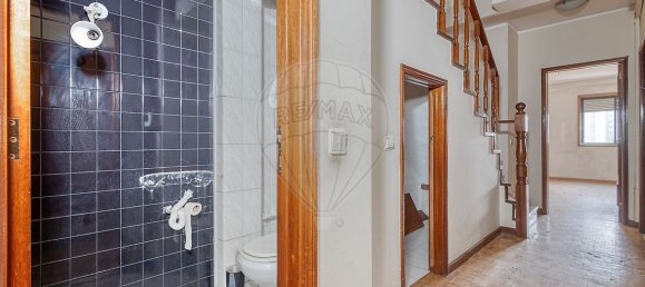 9 bedrooms Building in Porto, Portugal No. 136052 26