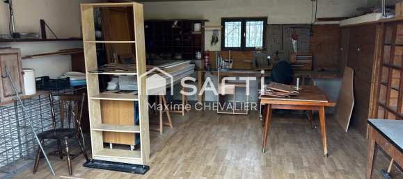 Casa de 3 dormitorios en Saint-Chartier, France No. 230400 12