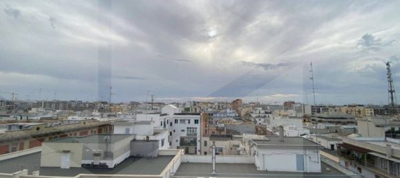 3غرفة شقة في Bari, Italy رقم 26649 16