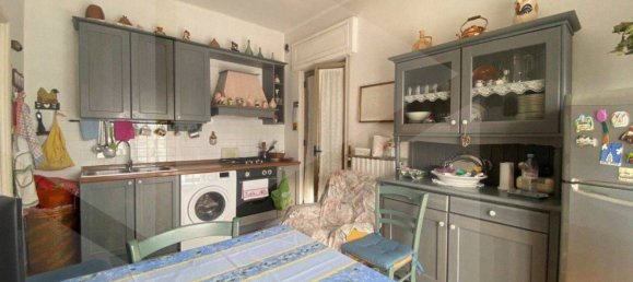 3غرفة شقة في Bari, Italy رقم 26649 8