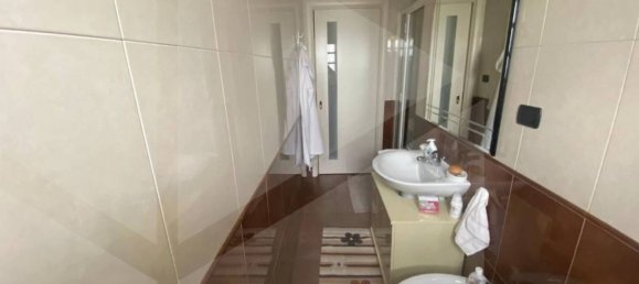 3غرفة شقة في Bari, Italy رقم 26649 23