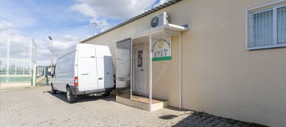 3 bedrooms House in Seixal, Portugal No. 24282 3