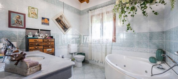 2 bedrooms House in Minerbio, Italy No. 357588 31