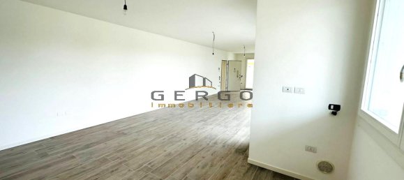 4 rooms Apartment in Selvazzano Dentro, Italy No. 102323 8