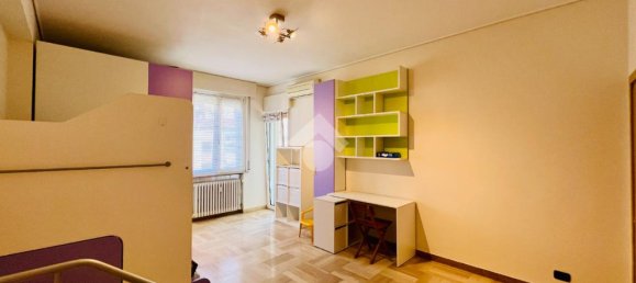 Квартира с 2 спальнями в Мантуя, Италия № 378838 35