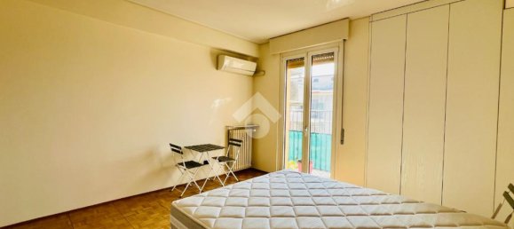 Квартира с 2 спальнями в Мантуя, Италия № 378838 30