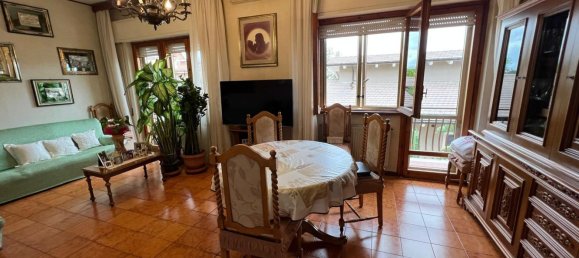3 bedrooms Apartment in Rome, Italy No. 320952 12