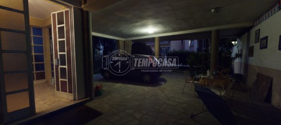 3 Schlafzimmer Villa in Cinisello Balsamo, Italy, Nr. 17551 13