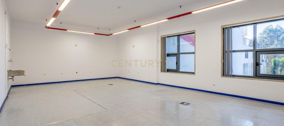 Bâtiment à Oeiras, Portugal 3956m² No. 98700 37