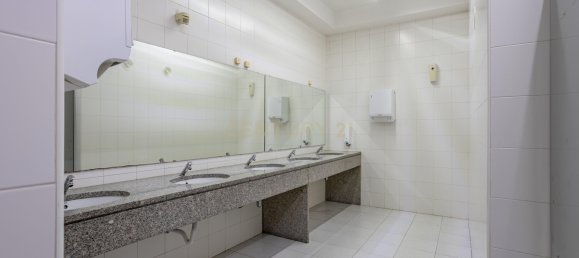 Bâtiment à Oeiras, Portugal 3956m² No. 98700 34