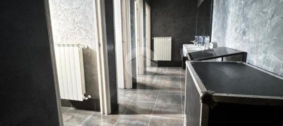 عقار تجاري في Grassobbio, Italy 750متر مربع رقم 268640 18