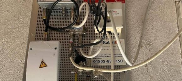 Edifício de 13 divisões em Baden-Wurttemberg, Germany N.º 74562 96