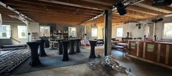 Edifício de 13 divisões em Baden-Wurttemberg, Germany N.º 74562 33