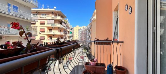 2 bedrooms Apartment in Rome, Italy No. 145748 15