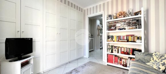 2 bedrooms Apartment in Rome, Italy No. 145748 7