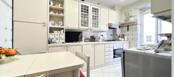 2 bedrooms Apartment in Rome, Italy No. 145748 11