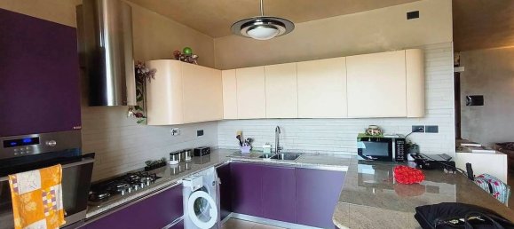 2 bedrooms Apartment in Asti, Italy No. 87893 9