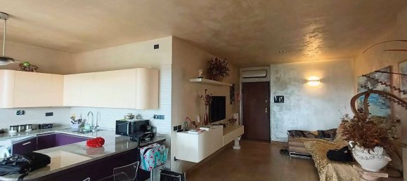 2 bedrooms Apartment in Asti, Italy No. 87893 5