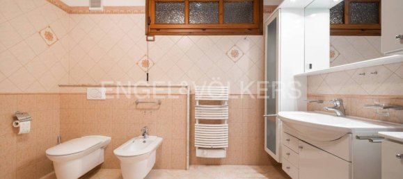 4 Schlafzimmer Villa in Zocca, Italy, Nr. 309195 26