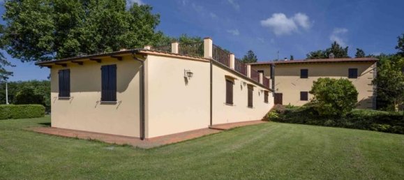 22 rooms Villa in Scarperia e San Piero, Italy No. 230891 17