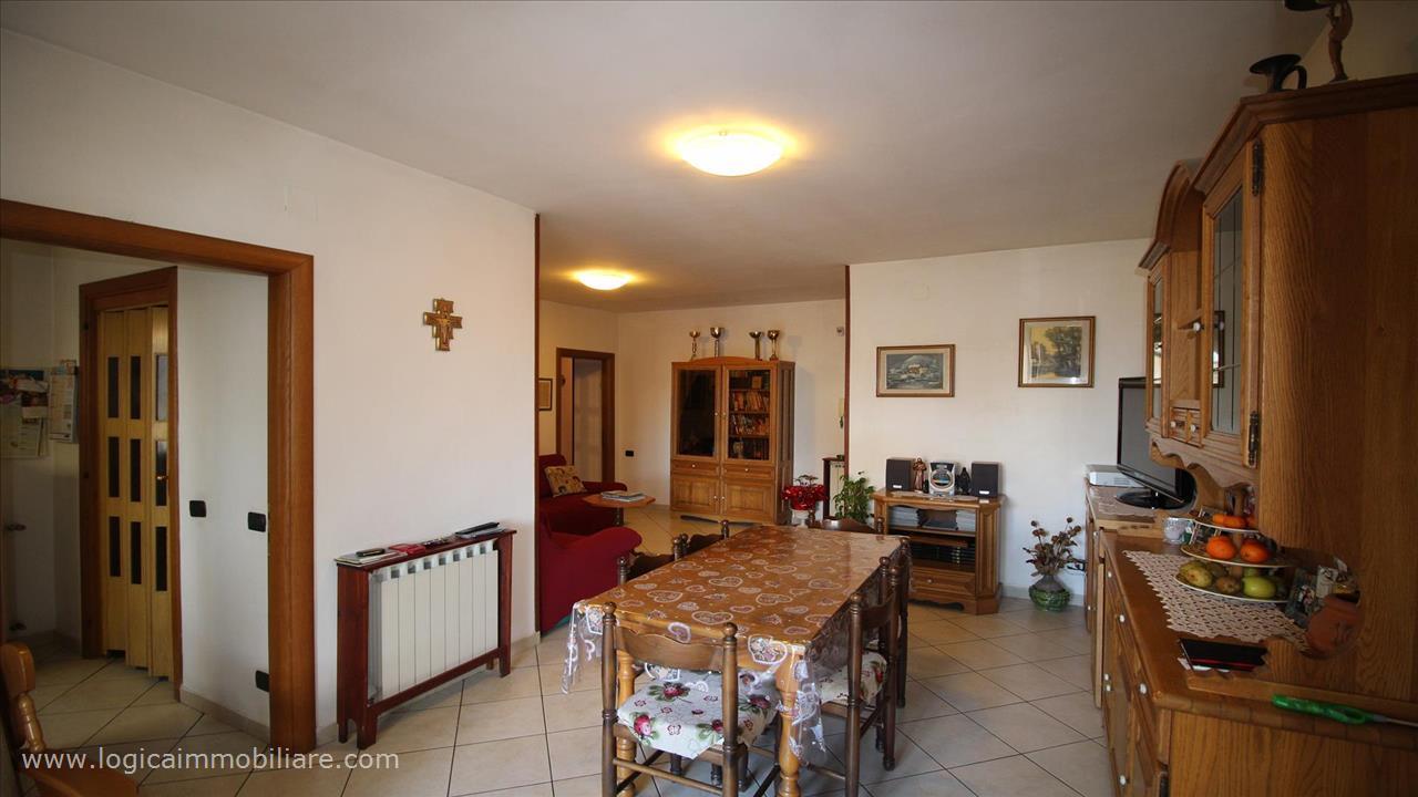 3 rooms Apartment in Montepulciano, Italy No. 222221