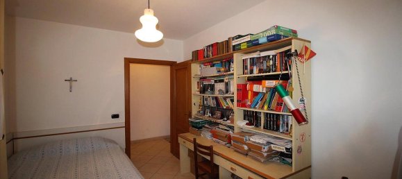 3 rooms Apartment in Montepulciano, Italy No. 222221 17
