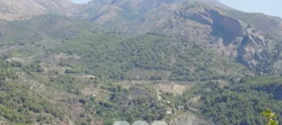 3 bedrooms House in Yunquera, Spain No. 53260 10