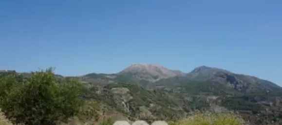 3 bedrooms House in Yunquera, Spain No. 53260 18