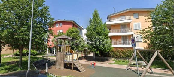 Estudio en Besana in Brianza, Italy No. 350118 3