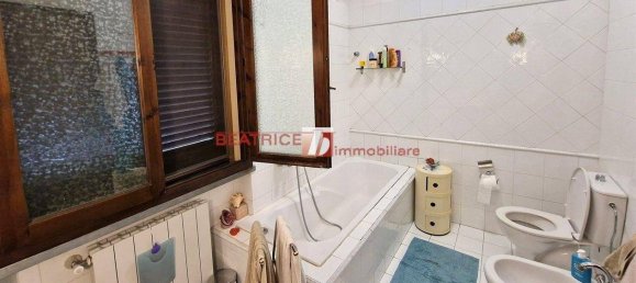 Villa de 3 dormitorios en Lucca, Italy No. 94550 27