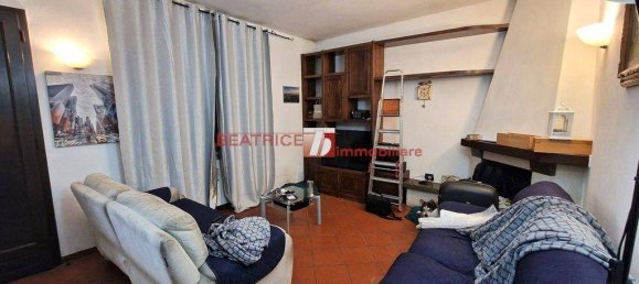 Villa de 3 dormitorios en Lucca, Italy No. 94550 3