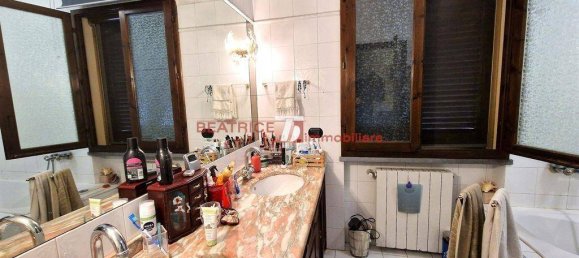 Villa de 3 dormitorios en Lucca, Italy No. 94550 26