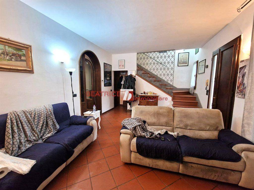 Villa de 3 dormitorios en Lucca, Italy No. 94550