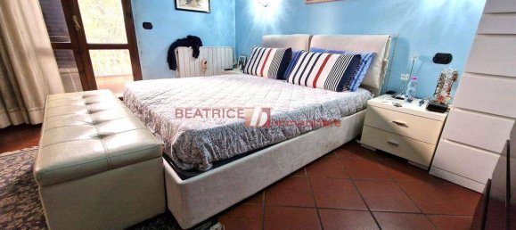 Villa de 3 dormitorios en Lucca, Italy No. 94550 19