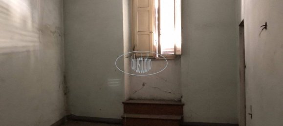 3 Schlafzimmer Wohnung in Montevarchi, Italy, Nr. 259456 10