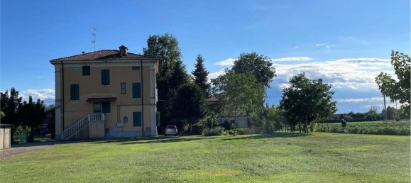 15 غرف نوم فيلا في Modena, Italy رقم 339272 5