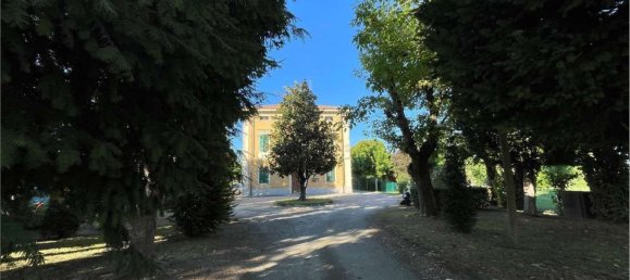 15 غرف نوم فيلا في Modena, Italy رقم 339272 2