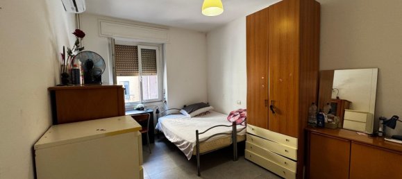 2 bedrooms Apartment in Milan, Italy No. 360516 14