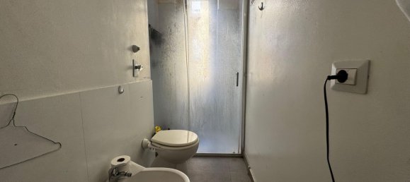 2 bedrooms Apartment in Milan, Italy No. 360516 17