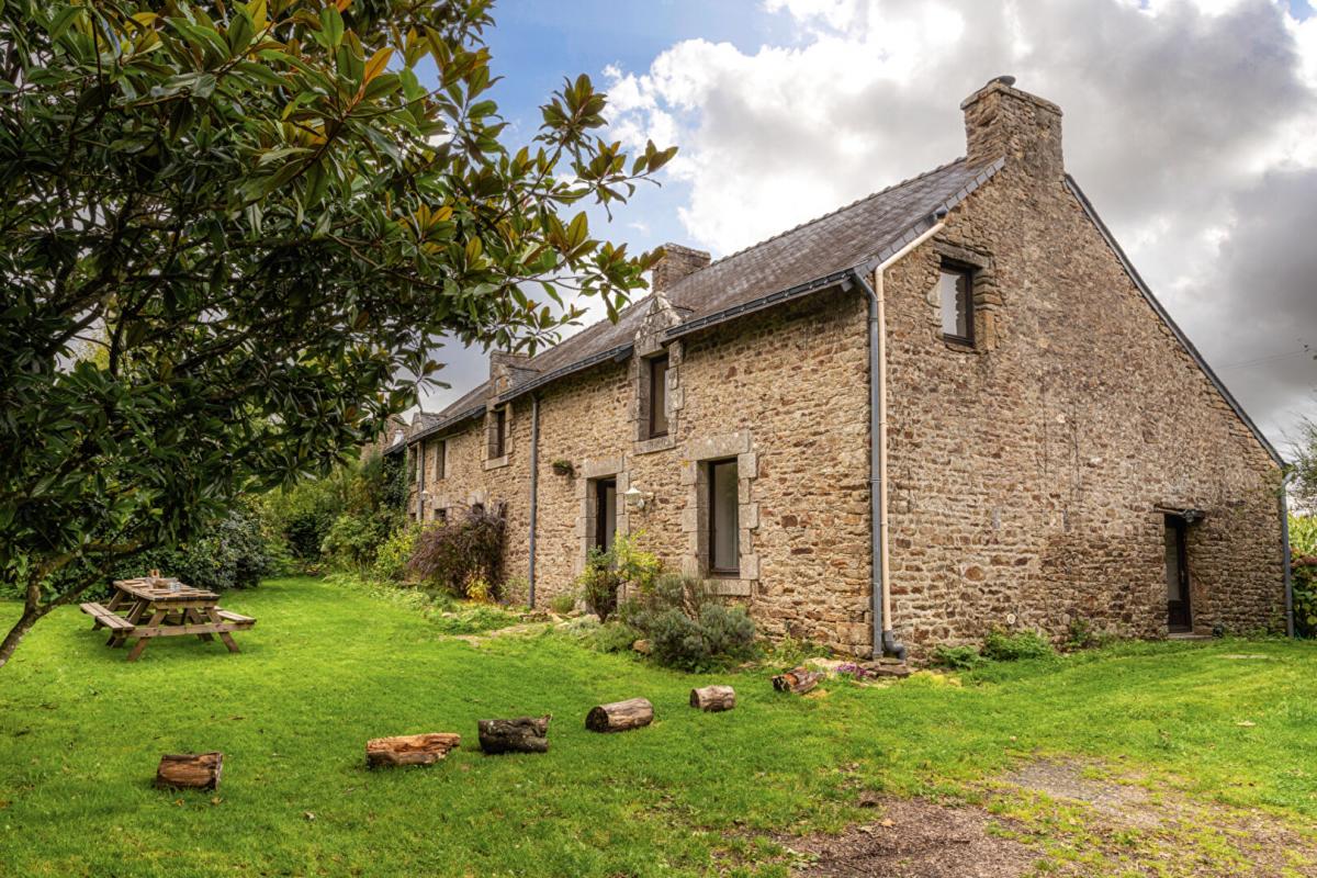 10 Schlafzimmer Haus in Pluvigner, France, Nr. 283109