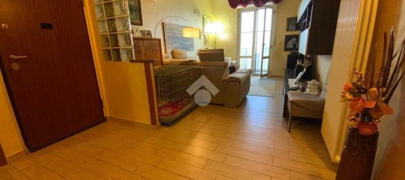 5 rooms Apartment in Turin, Italy No. 1818 5