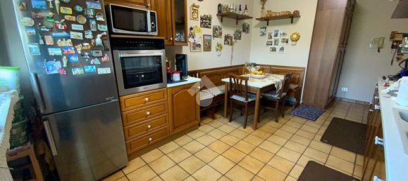 5 rooms Apartment in Turin, Italy No. 1818 7