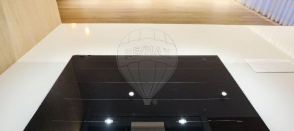 3 bedrooms Apartment in Cascais, Portugal No. 93806 10